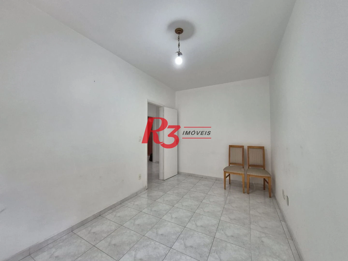 Apartamento com 3 dormitórios à venda, 135 m² por R$ 899.000,00 - Embaré - Santos/SP