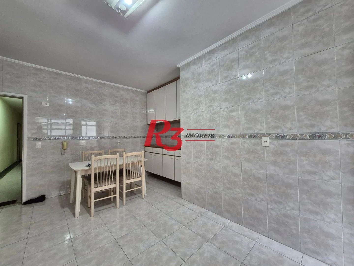 Apartamento com 3 dormitórios à venda, 135 m² por R$ 899.000,00 - Embaré - Santos/SP