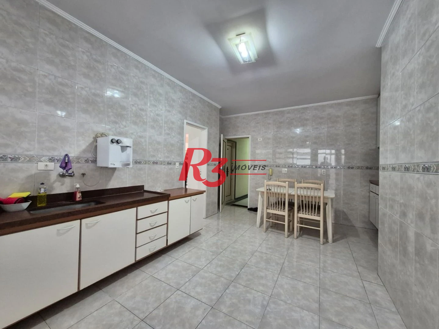 Apartamento com 3 dormitórios à venda, 135 m² por R$ 899.000,00 - Embaré - Santos/SP