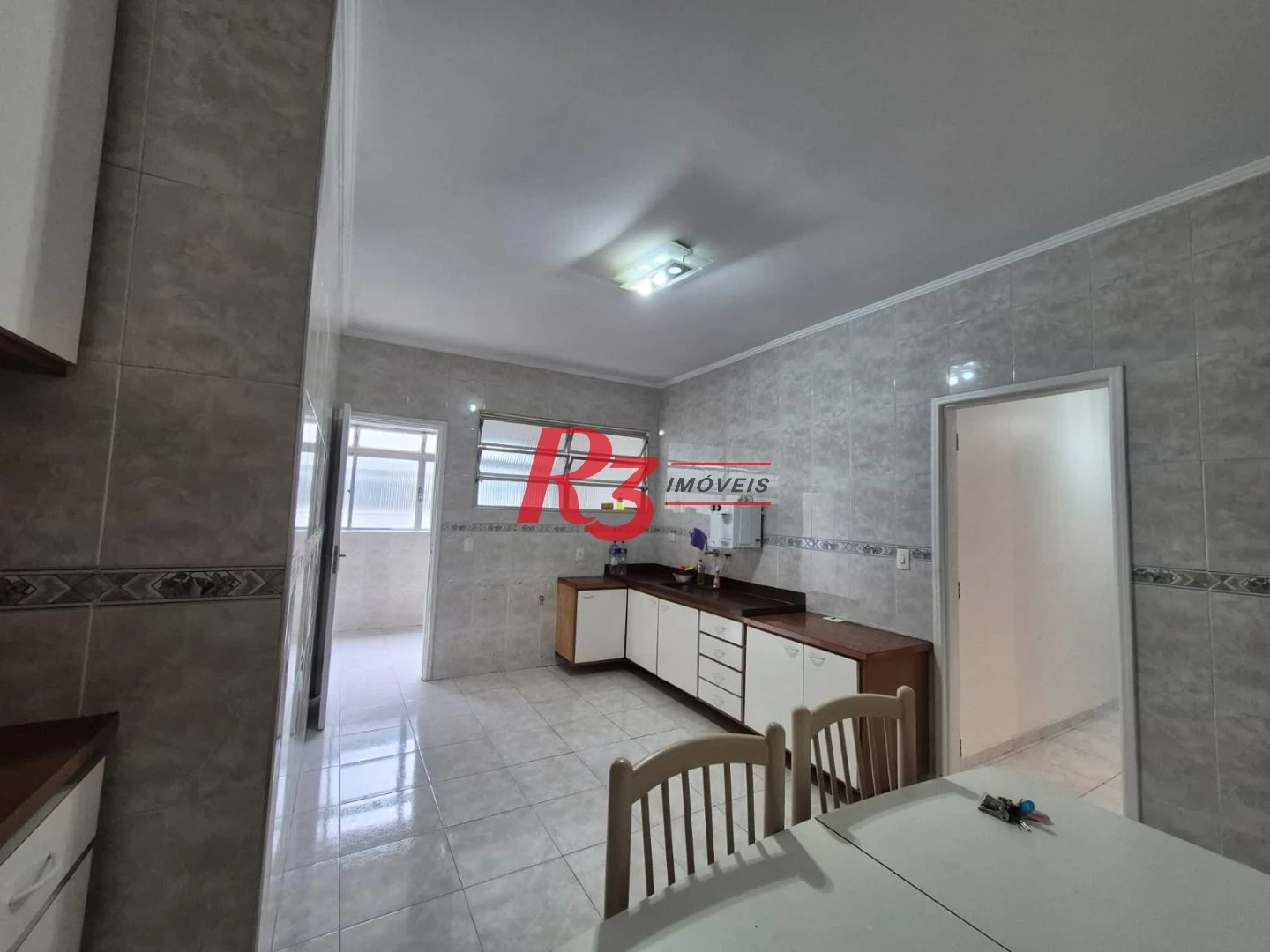 Apartamento com 3 dormitórios à venda, 135 m² por R$ 899.000,00 - Embaré - Santos/SP