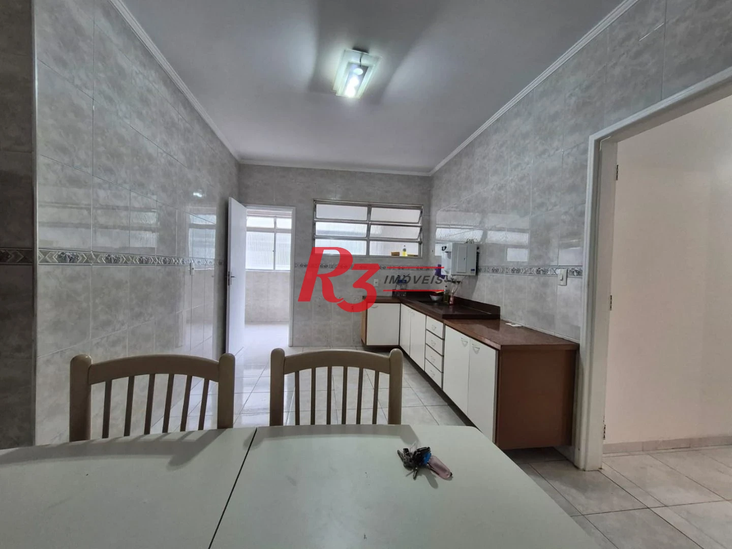 Apartamento com 3 dormitórios à venda, 135 m² por R$ 899.000,00 - Embaré - Santos/SP