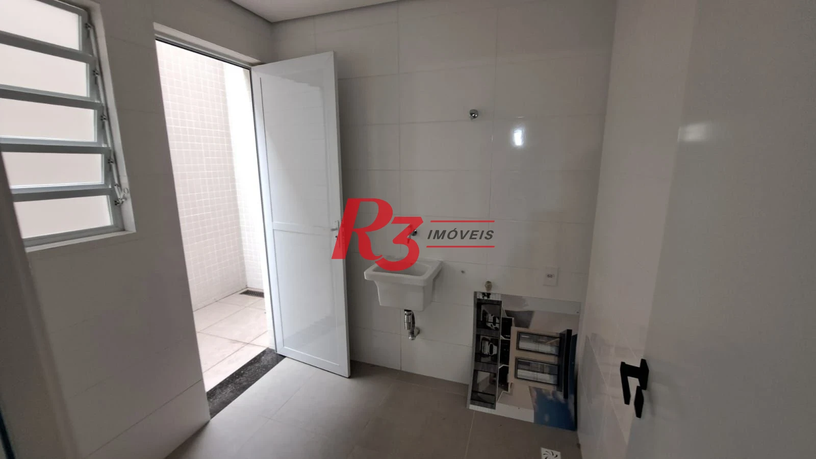 Casa com 3 dormitórios à venda, 139 m² por R$ 1.400.000,00 - Aparecida - Santos/SP
