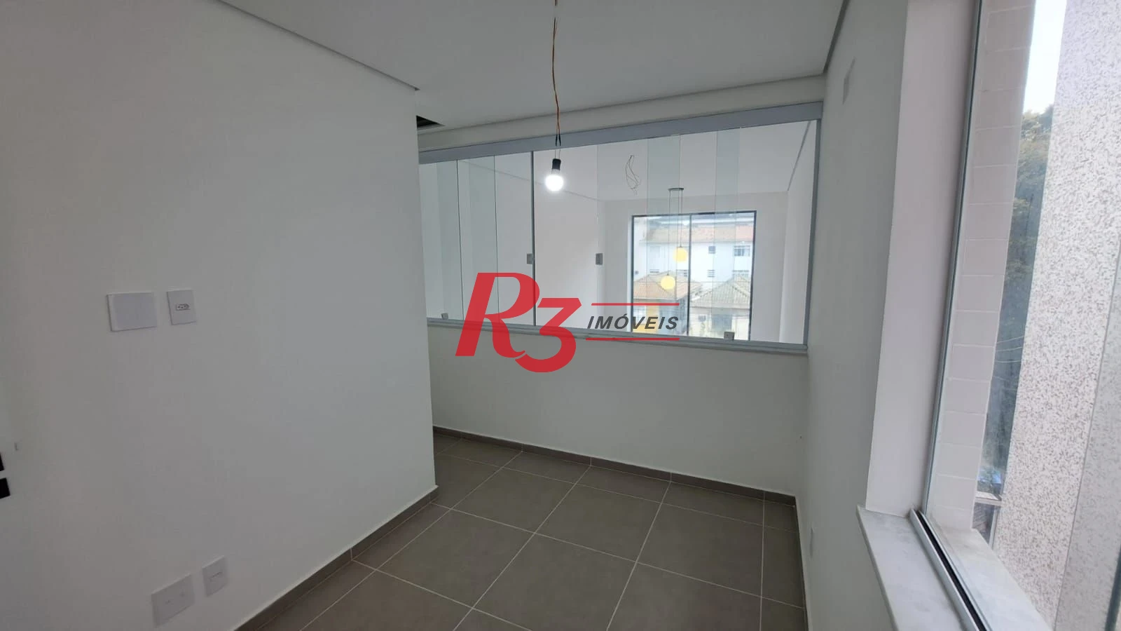 Casa com 3 dormitórios à venda, 151 m² por R$ 1.450.000,00 - Aparecida - Santos/SP