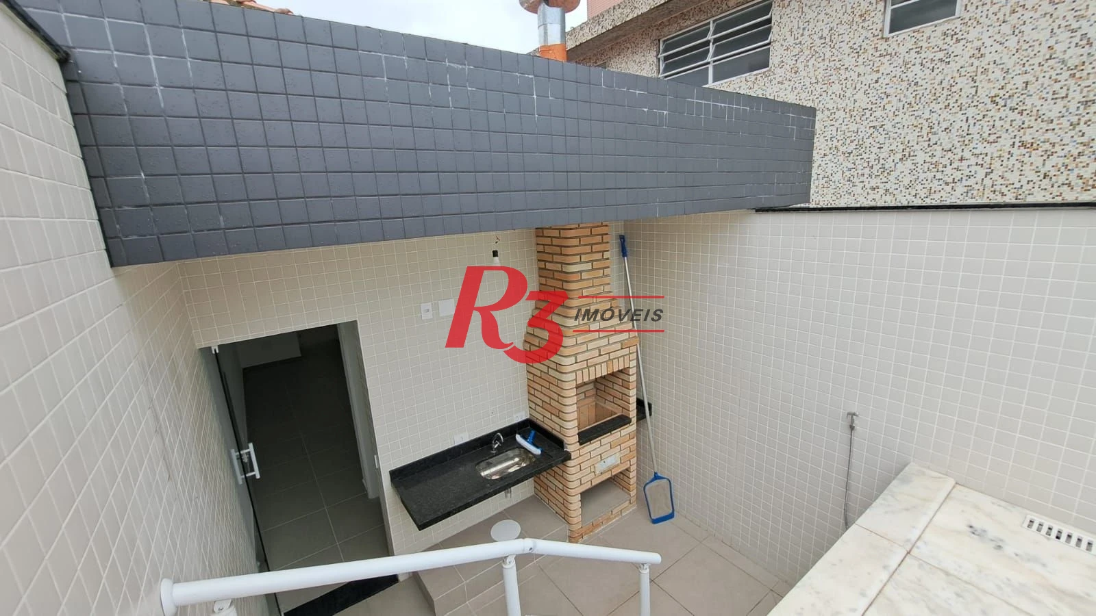 Casa com 3 dormitórios à venda, 151 m² por R$ 1.450.000,00 - Aparecida - Santos/SP