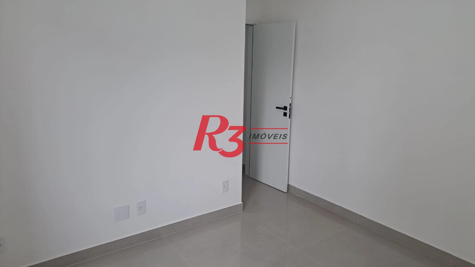 Casa com 3 dormitórios à venda, 152 m² por R$ 1.450.000,00 - Aparecida - Santos/SP