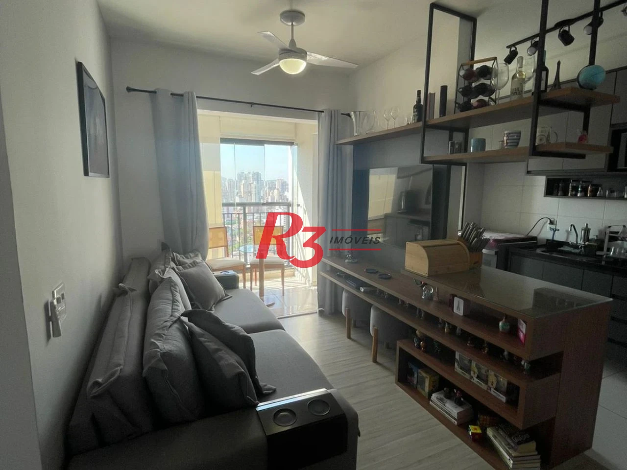 Apartamento com 2 dormitórios para alugar, 63 m² por R$ 5.600,00/mês - Marapé - Santos/SP