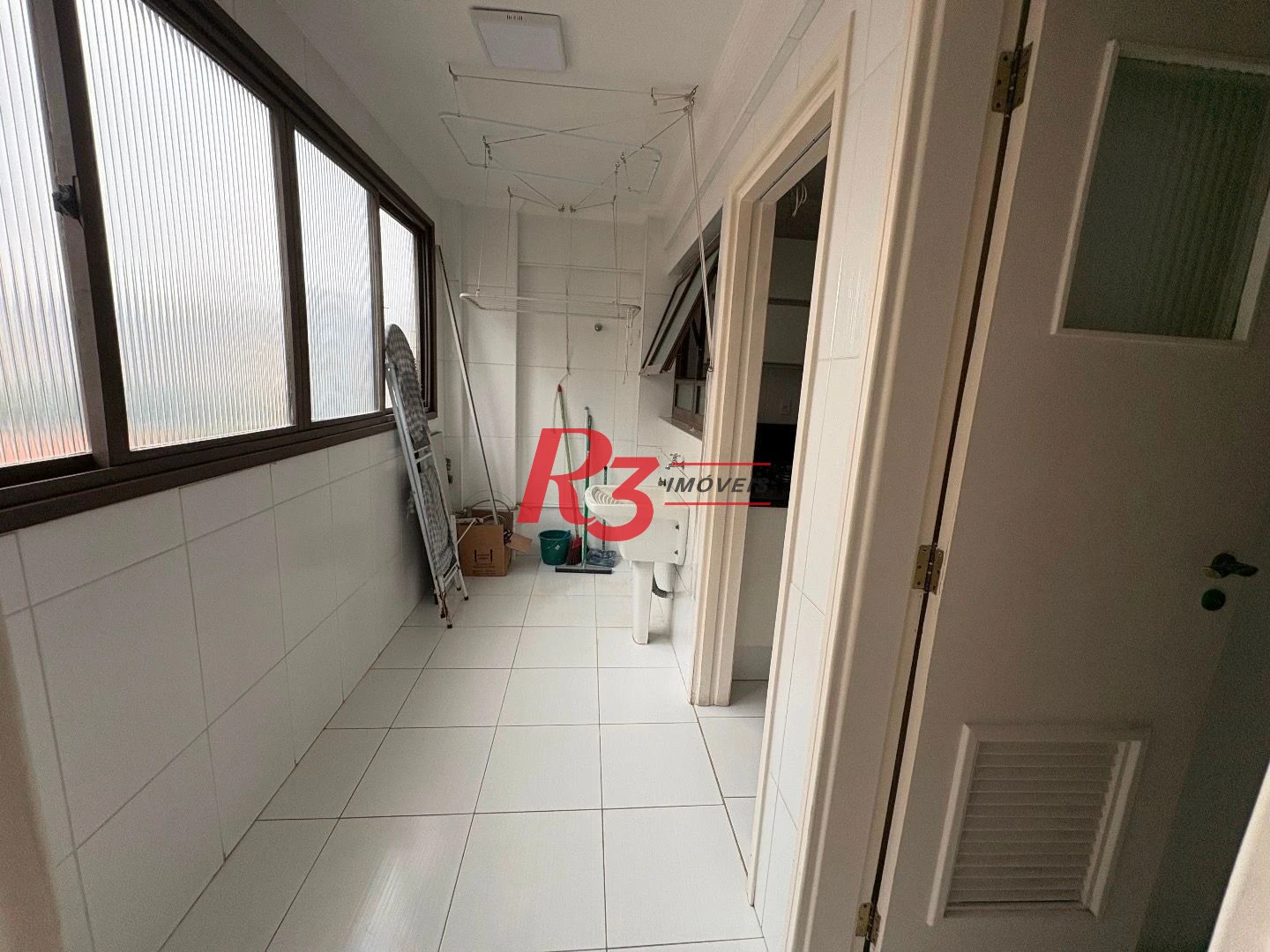 Apartamento com 2 dormitórios para alugar, 104 m² por R$ 4.970,00/mês - Encruzilhada - Santos/SP