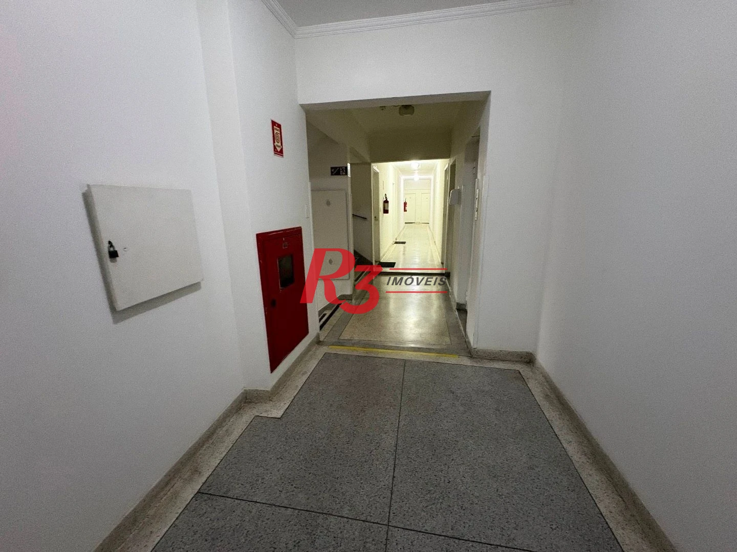 Apartamento com 2 dormitórios para alugar, 104 m² por R$ 4.970,00/mês - Encruzilhada - Santos/SP