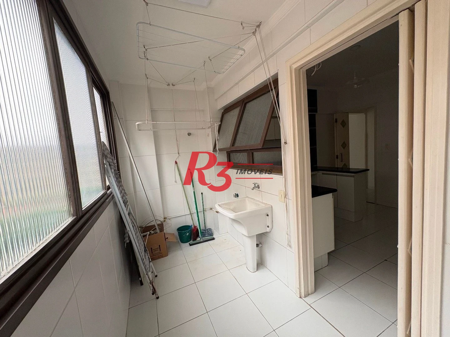 Apartamento com 2 dormitórios para alugar, 104 m² por R$ 4.970,00/mês - Encruzilhada - Santos/SP