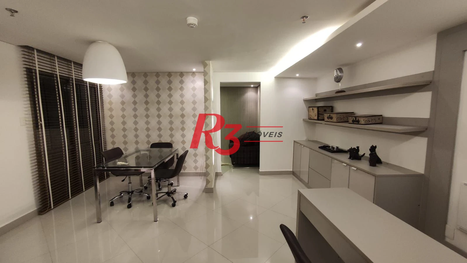 Sala para alugar, 50 m² por R$ 3.800,00/mês - Marapé - Santos/SP