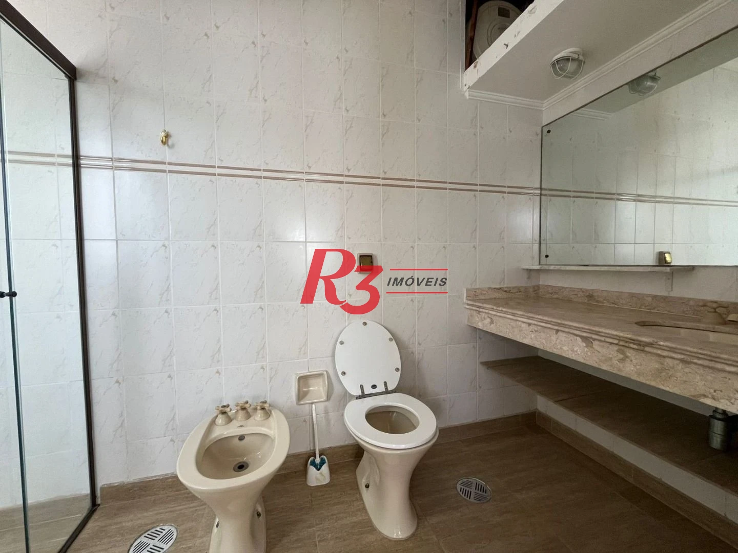Apartamento com 4 dormitórios à venda, 187 m² por R$ 2.600.000,00 - Jardim Astúrias - Guarujá/SP