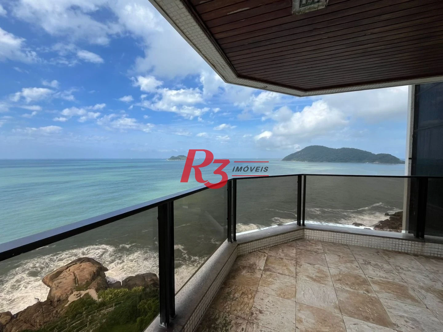 Apartamento com 4 dormitórios à venda, 187 m² por R$ 2.600.000,00 - Jardim Astúrias - Guarujá/SP