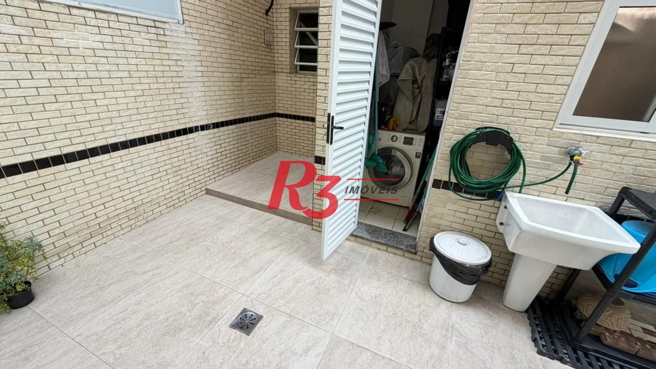 Apartamento Garden com 2 dormitórios à venda, 108 m² por R$ 1.190.000,00 - Gonzaga - Santos/SP