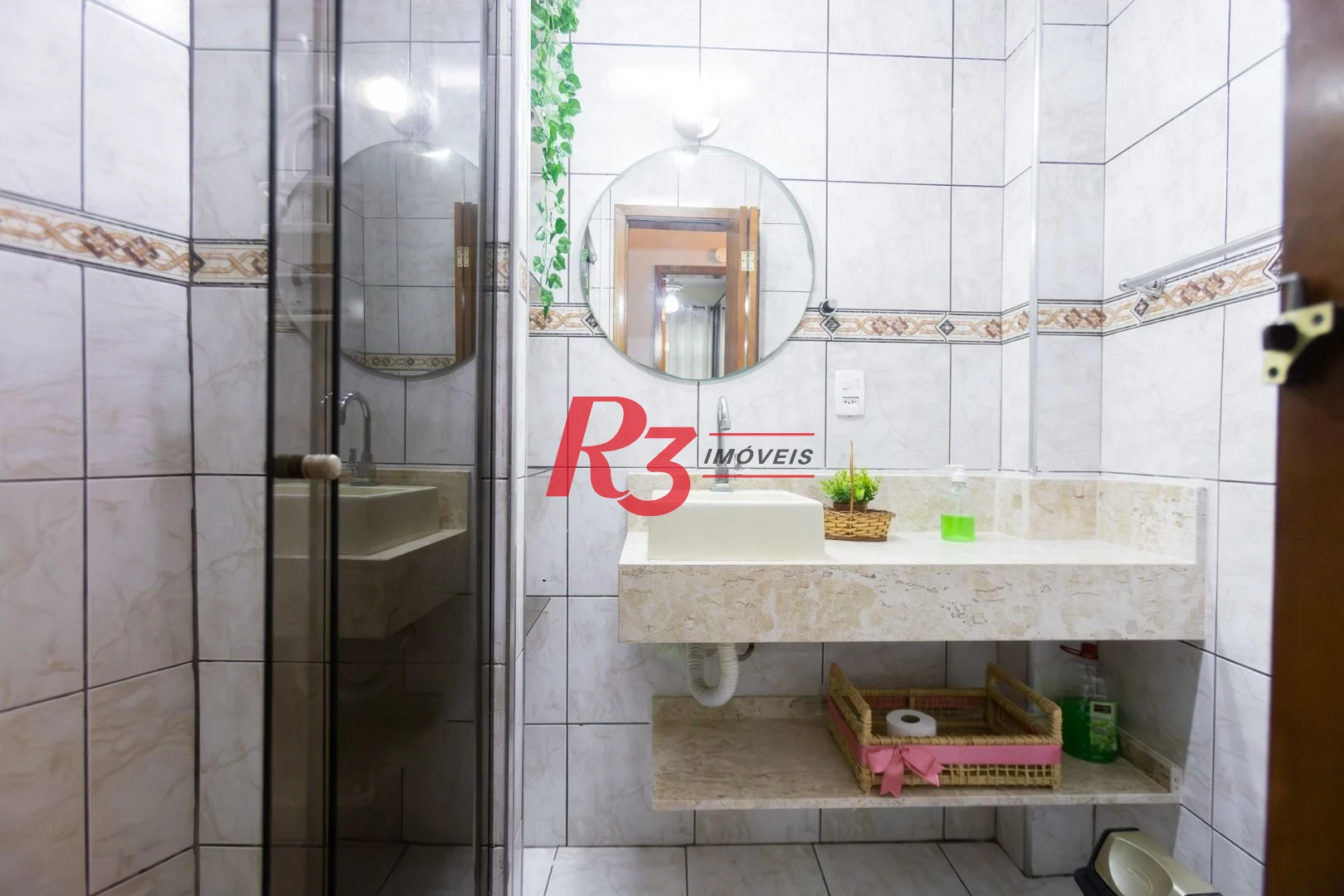 Apartamento com 3 dormitórios para alugar, 86 m² por R$ 6.000,02/mês - Ponta da Praia - Santos/SP