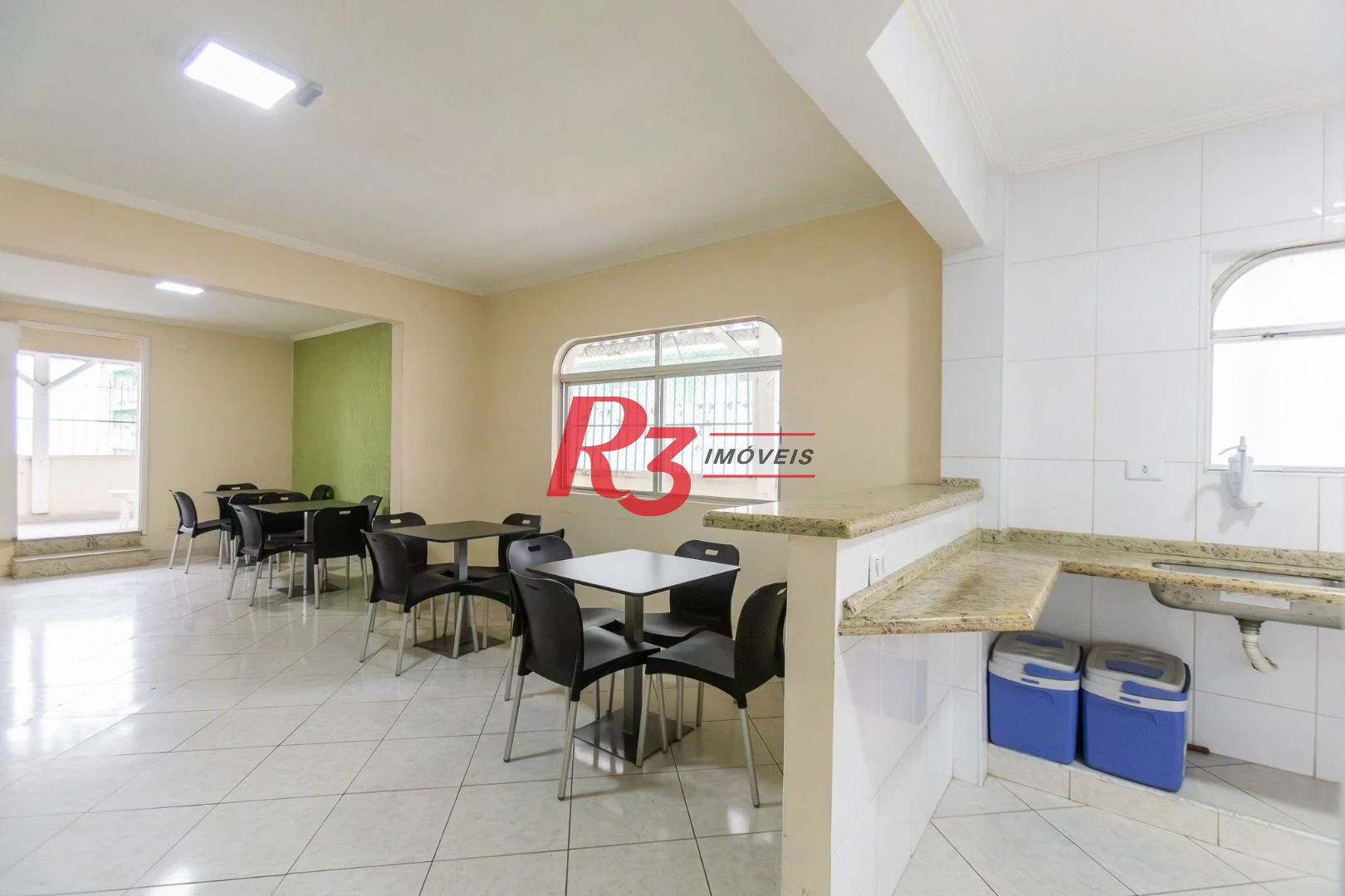 Apartamento com 3 dormitórios para alugar, 86 m² por R$ 6.000,02/mês - Ponta da Praia - Santos/SP