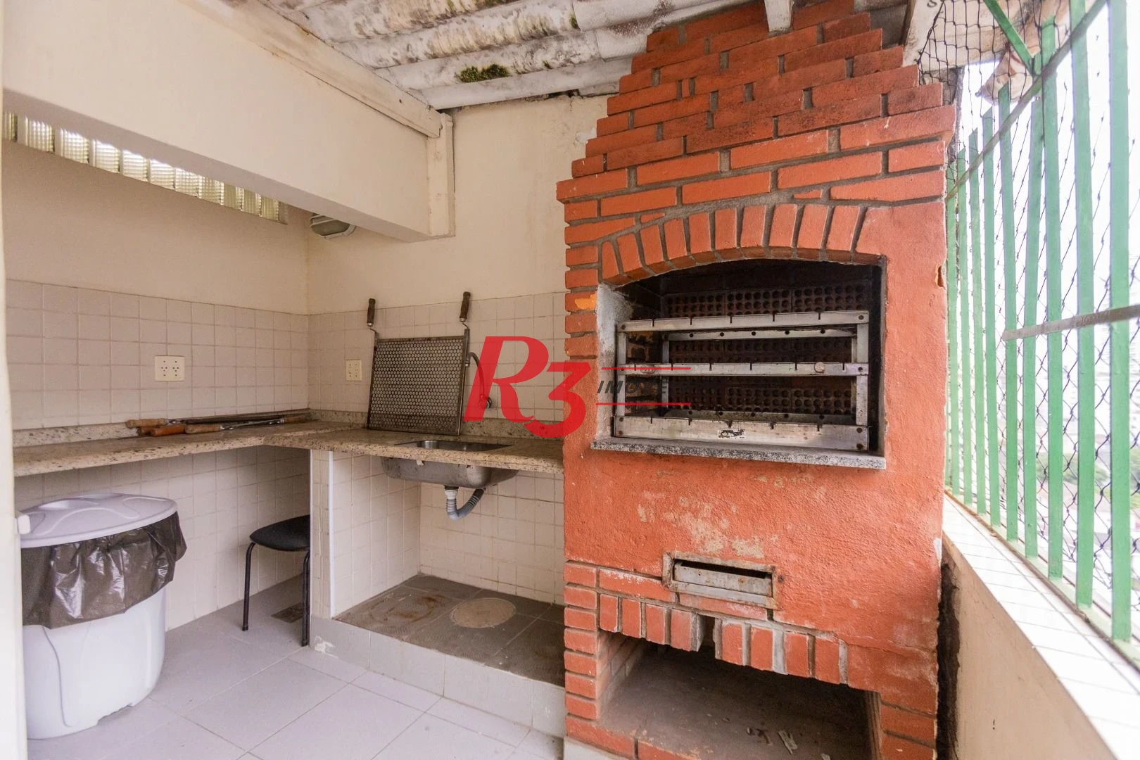 Apartamento com 3 dormitórios para alugar, 86 m² por R$ 6.000,02/mês - Ponta da Praia - Santos/SP