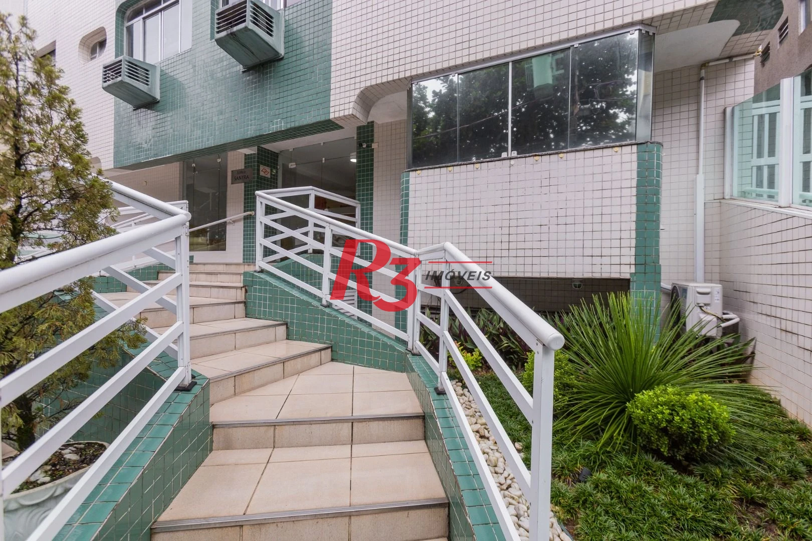 Apartamento com 3 dormitórios para alugar, 86 m² por R$ 6.000,02/mês - Ponta da Praia - Santos/SP