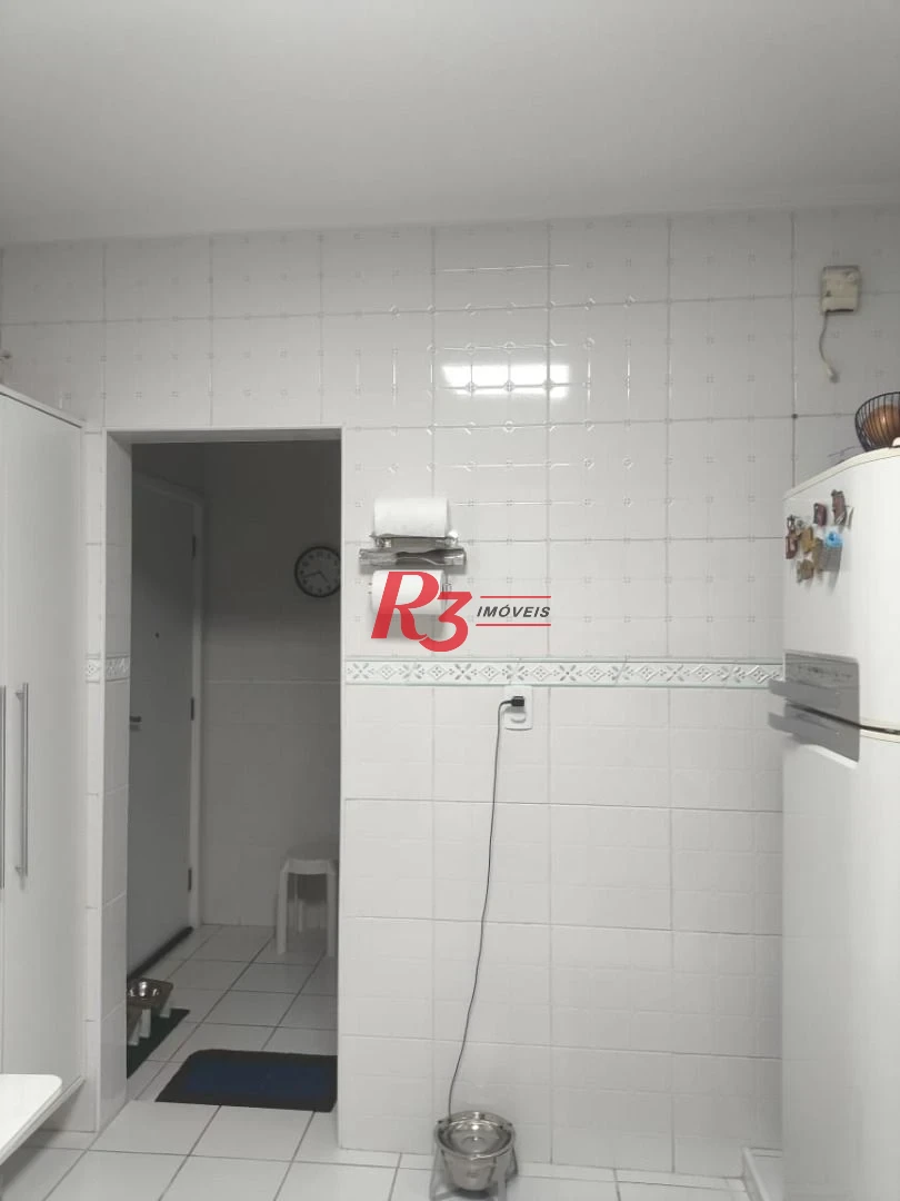 Apartamento com 2 dormitórios à venda, 70 m² por R$ 399.000,00 - Marapé - Santos/SP