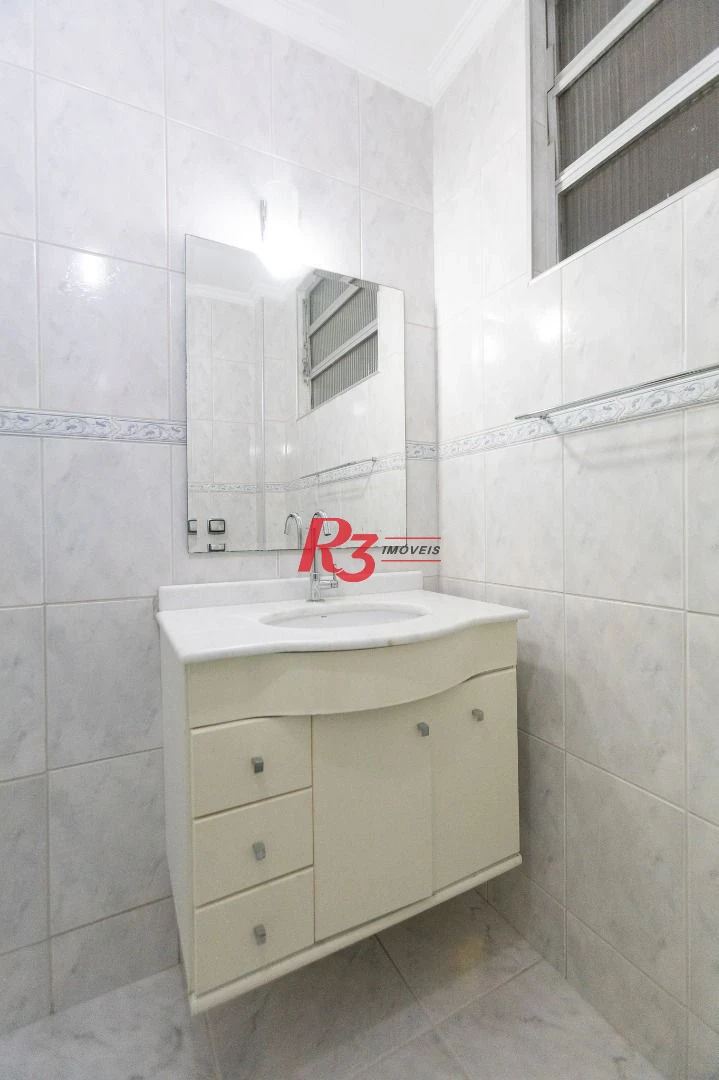 Apartamento com 3 dormitórios para alugar, 121 m² por R$ 5.600,00/mês - Gonzaga - Santos/SP