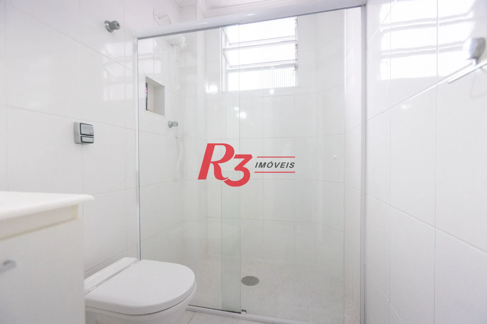 Apartamento com 3 dormitórios para alugar, 121 m² por R$ 5.600,00/mês - Gonzaga - Santos/SP