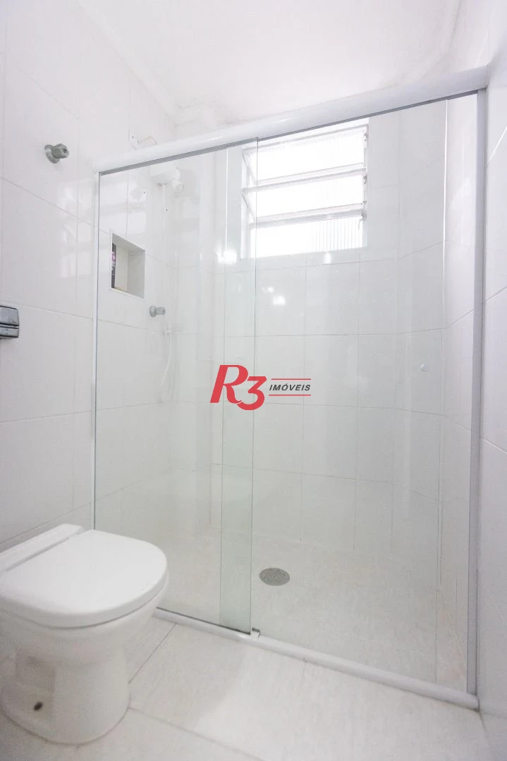 Apartamento com 3 dormitórios para alugar, 121 m² por R$ 5.600,00/mês - Gonzaga - Santos/SP