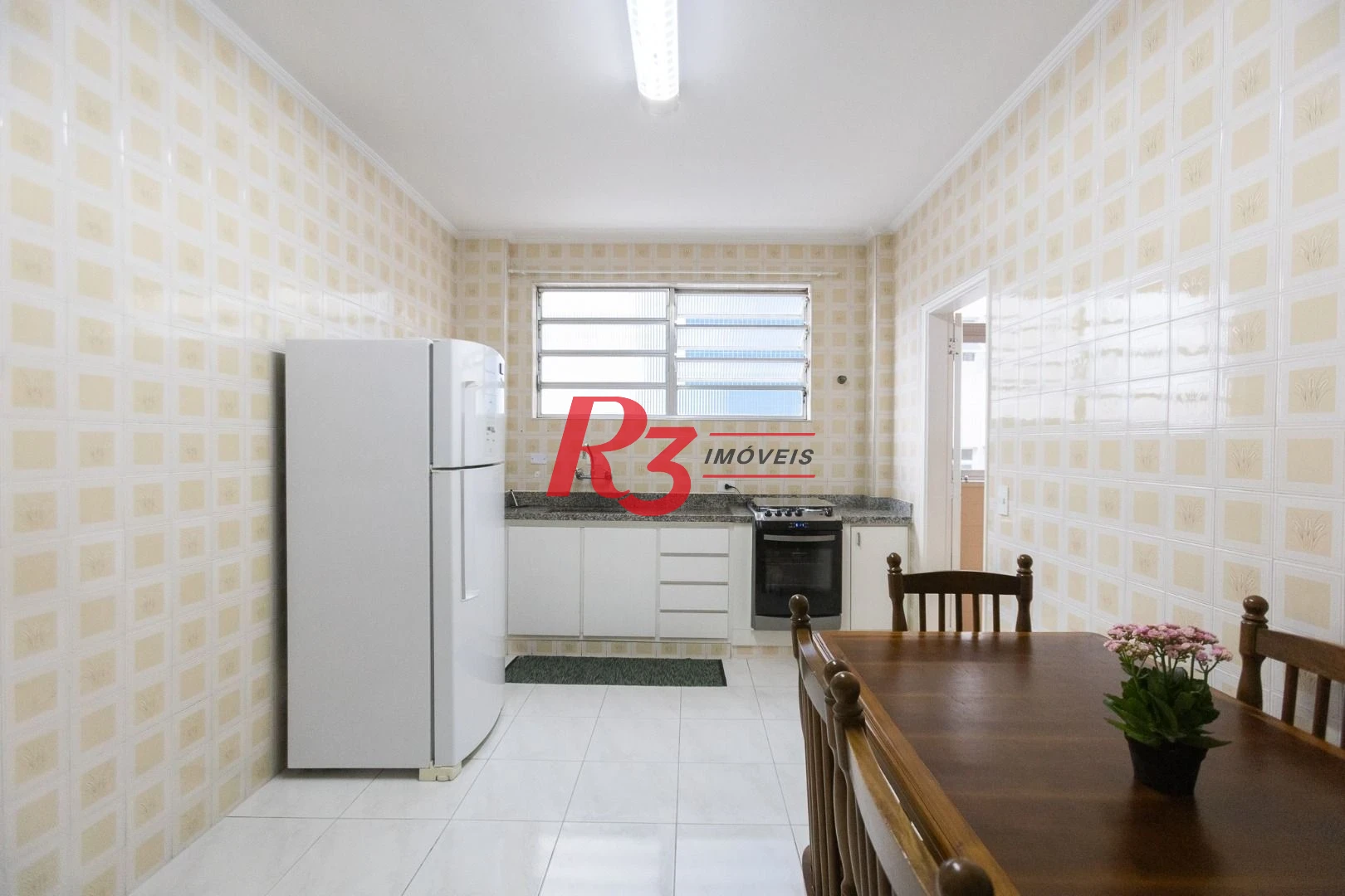 Apartamento com 3 dormitórios para alugar, 121 m² por R$ 5.600,00/mês - Gonzaga - Santos/SP
