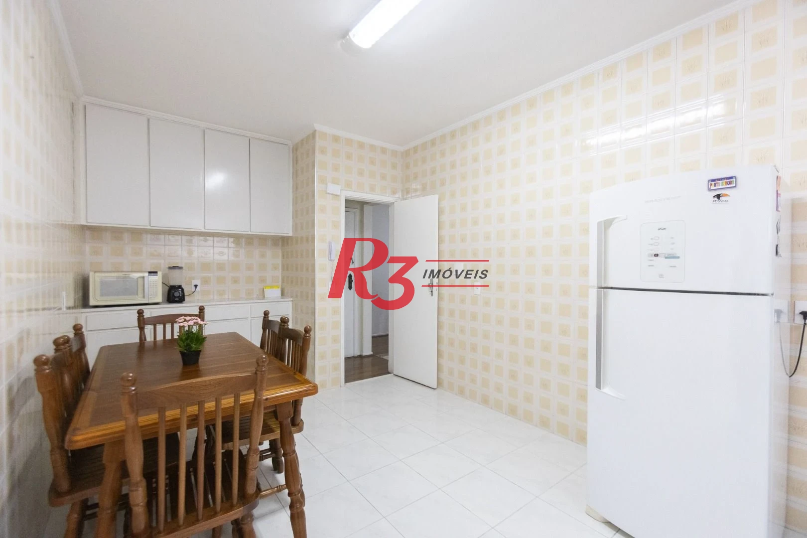 Apartamento com 3 dormitórios para alugar, 121 m² por R$ 5.600,00/mês - Gonzaga - Santos/SP
