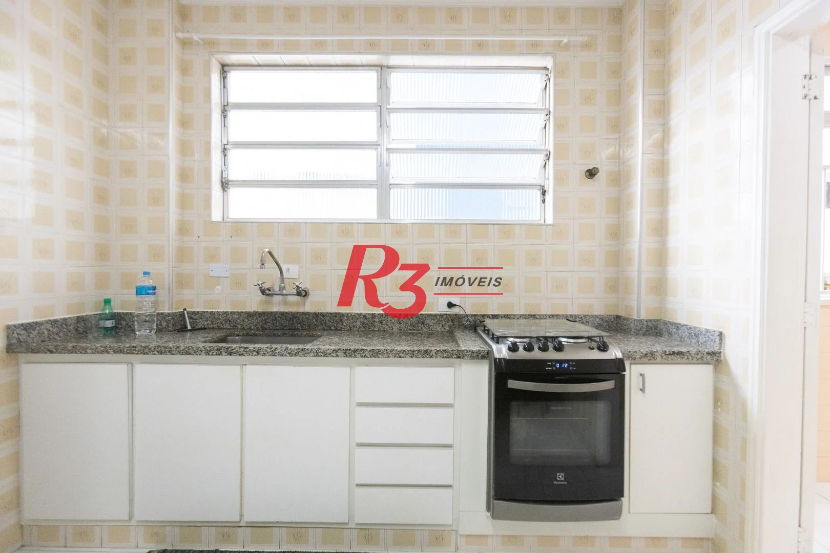 Apartamento com 3 dormitórios para alugar, 121 m² por R$ 5.600,00/mês - Gonzaga - Santos/SP