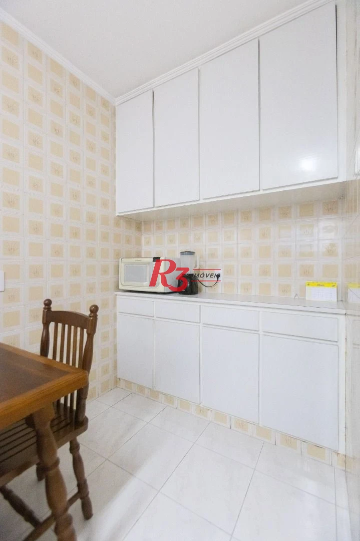 Apartamento com 3 dormitórios para alugar, 121 m² por R$ 5.600,00/mês - Gonzaga - Santos/SP