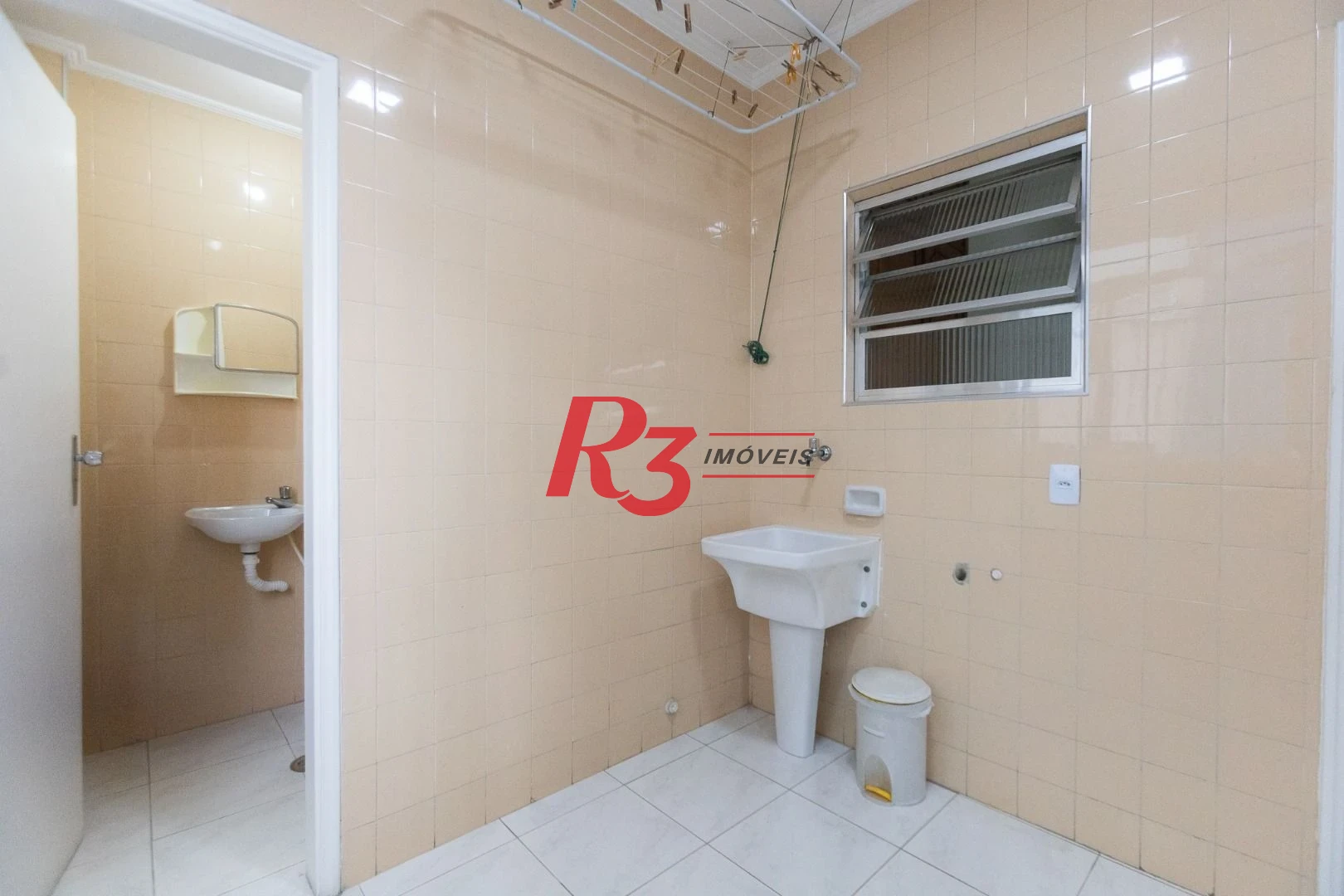 Apartamento com 3 dormitórios para alugar, 121 m² por R$ 5.600,00/mês - Gonzaga - Santos/SP