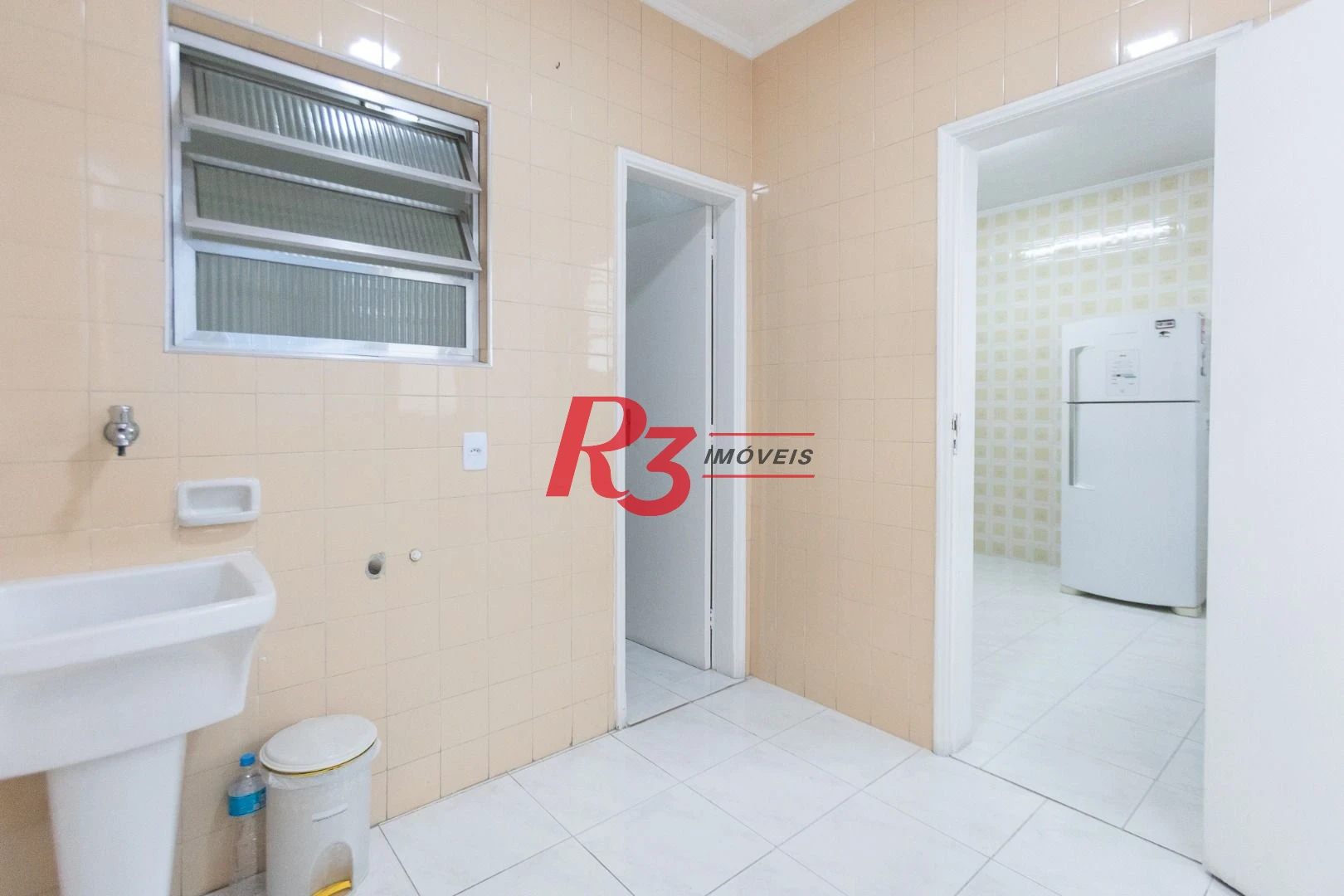 Apartamento com 3 dormitórios para alugar, 121 m² por R$ 5.600,00/mês - Gonzaga - Santos/SP