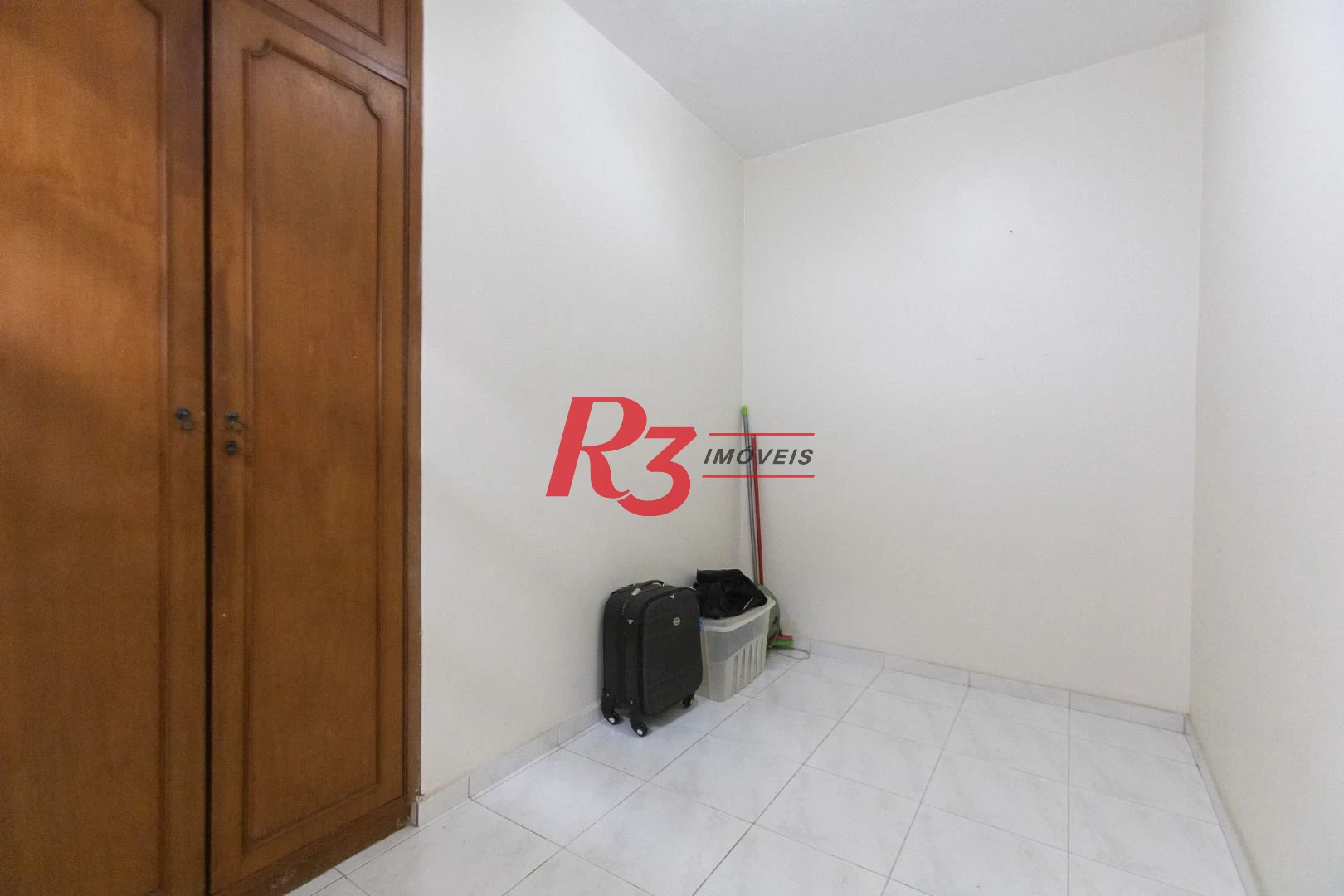 Apartamento com 3 dormitórios para alugar, 121 m² por R$ 5.600,00/mês - Gonzaga - Santos/SP