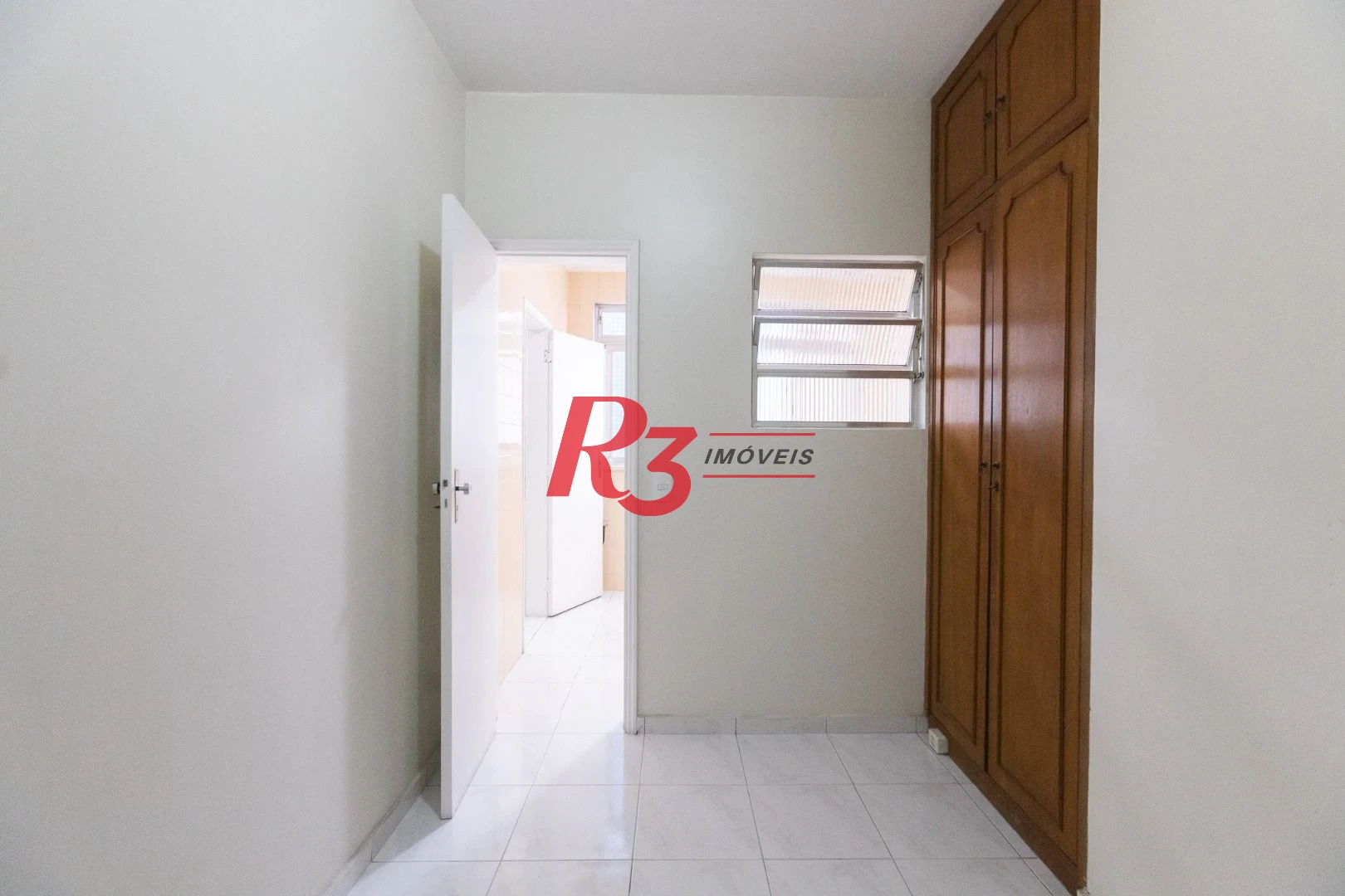 Apartamento com 3 dormitórios para alugar, 121 m² por R$ 5.600,00/mês - Gonzaga - Santos/SP