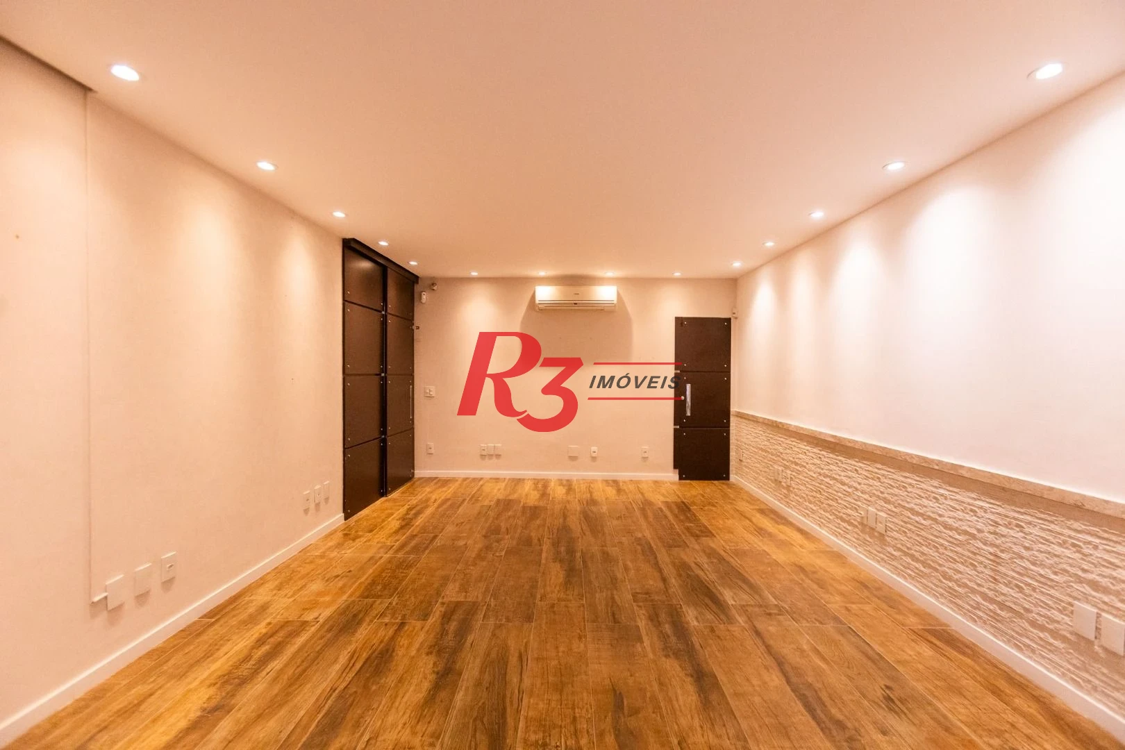 Sala para alugar, 50 m² por R$ 4.000,02/mês - Gonzaga - Santos/SP