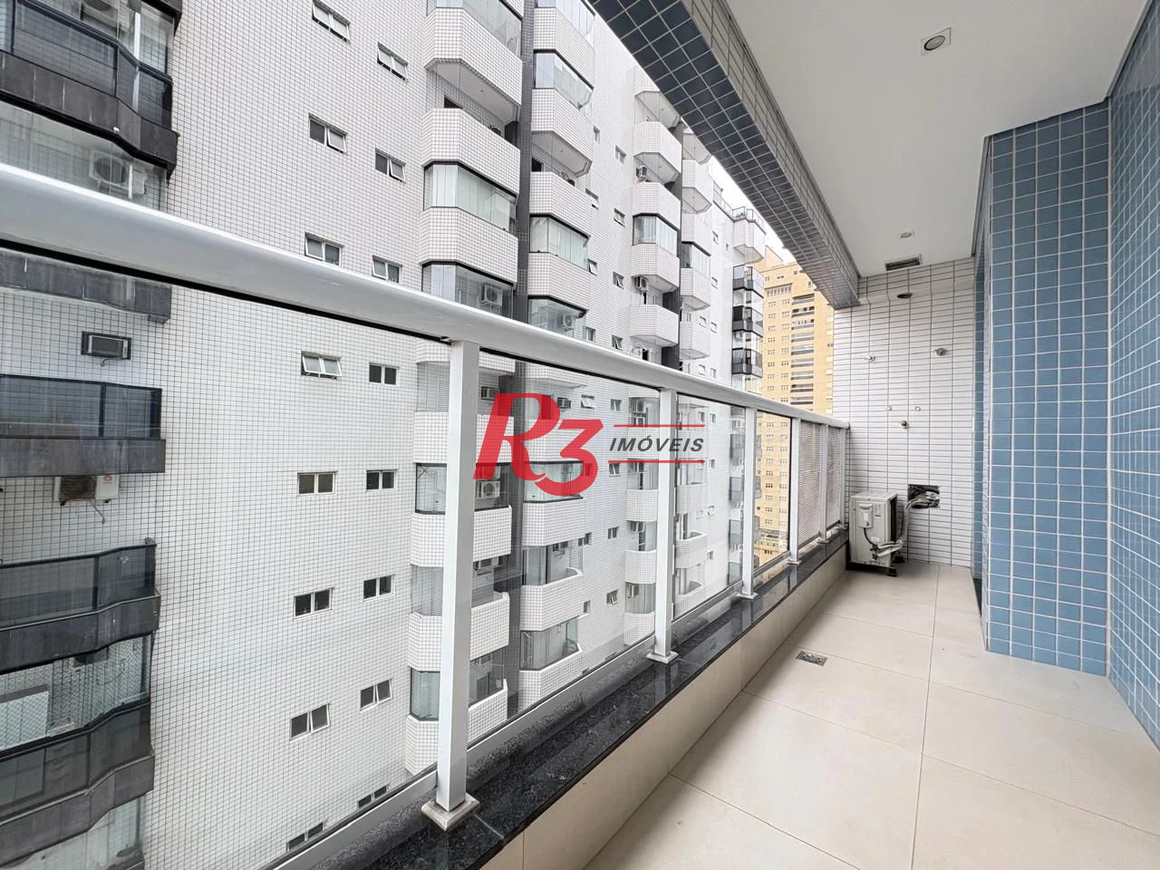 Apartamento com 1 dormitório para alugar, 52 m² por R$ 4.200,00/mês - Aparecida - Santos/SP