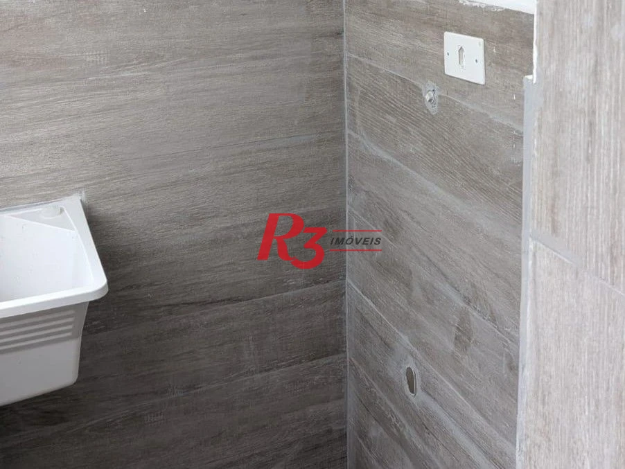 Apartamento com 2 dormitórios à venda, 45 m² por R$ 290.000,00 - Boqueirão - Santos/SP