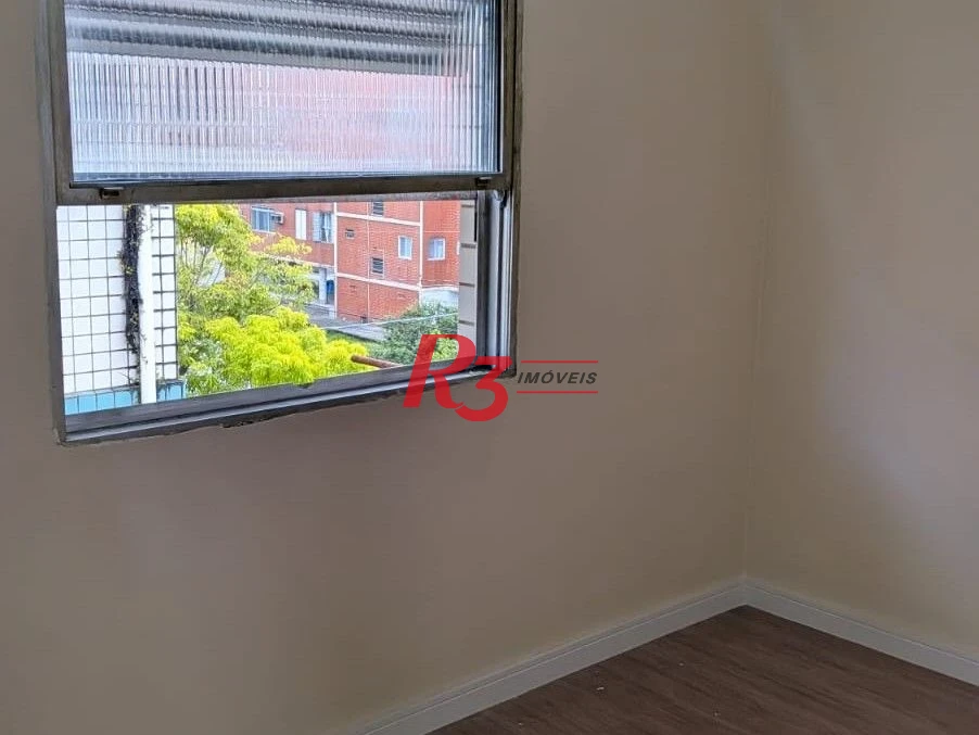 Apartamento com 2 dormitórios à venda, 45 m² por R$ 290.000,00 - Boqueirão - Santos/SP