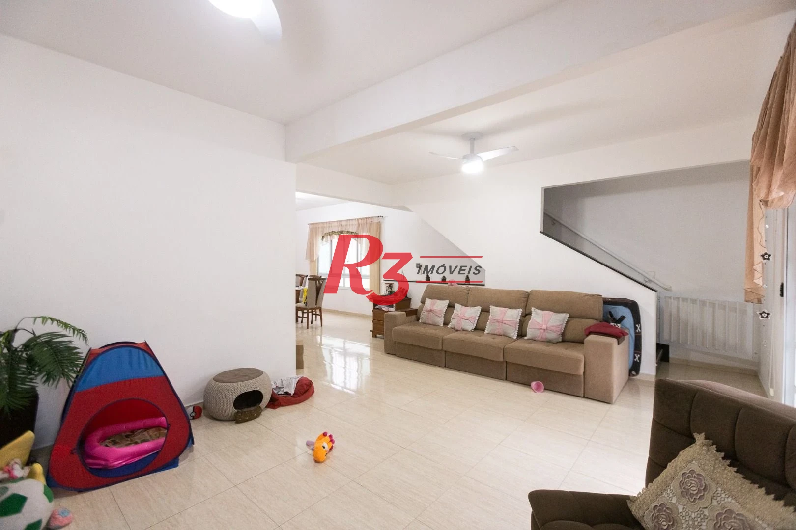 Casa com 3 dormitórios à venda, 200 m² por R$ 1.850.000,00 - Campo Grande - Santos/SP