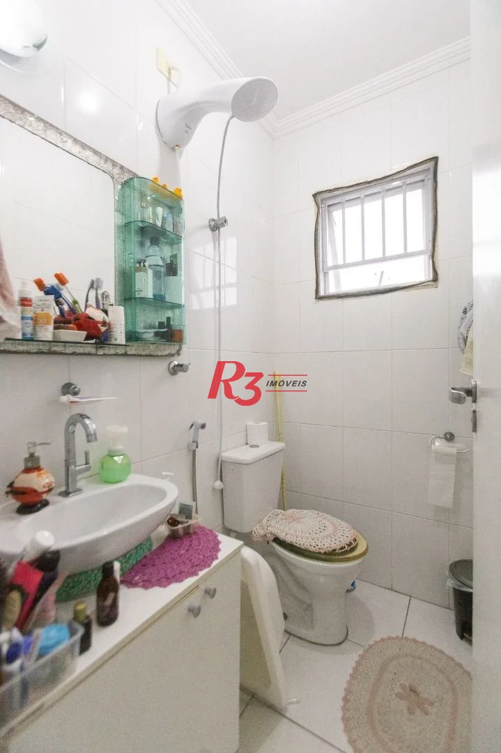 Casa com 3 dormitórios à venda, 200 m² por R$ 1.850.000,00 - Campo Grande - Santos/SP