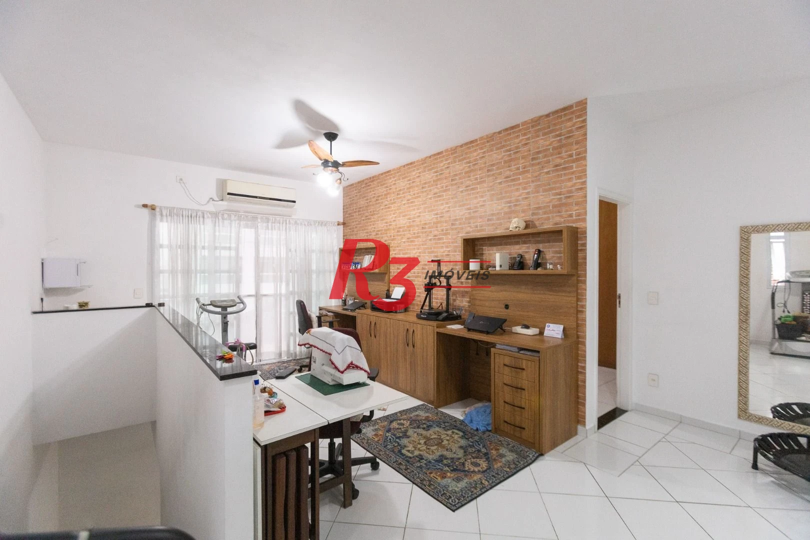 Casa com 3 dormitórios à venda, 200 m² por R$ 1.850.000,00 - Campo Grande - Santos/SP