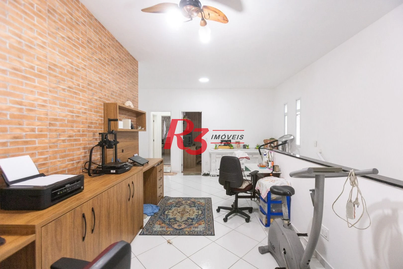 Casa com 3 dormitórios à venda, 200 m² por R$ 1.850.000,00 - Campo Grande - Santos/SP