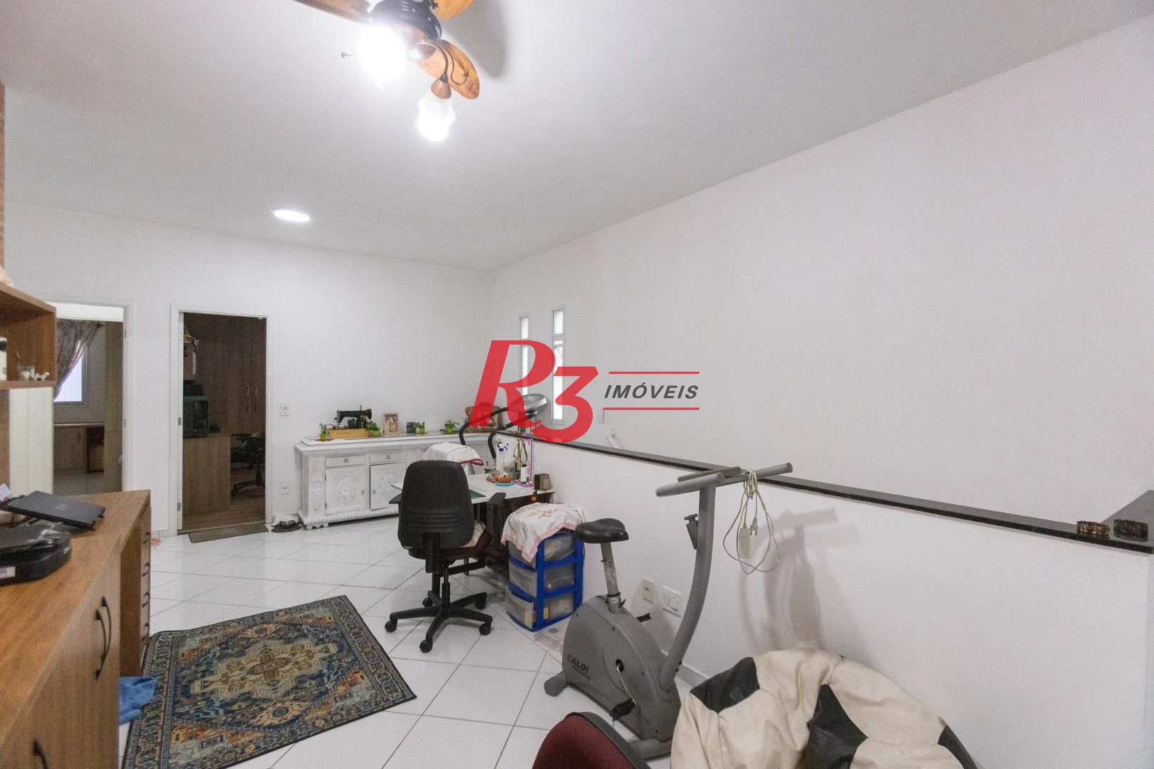 Casa com 3 dormitórios à venda, 200 m² por R$ 1.850.000,00 - Campo Grande - Santos/SP