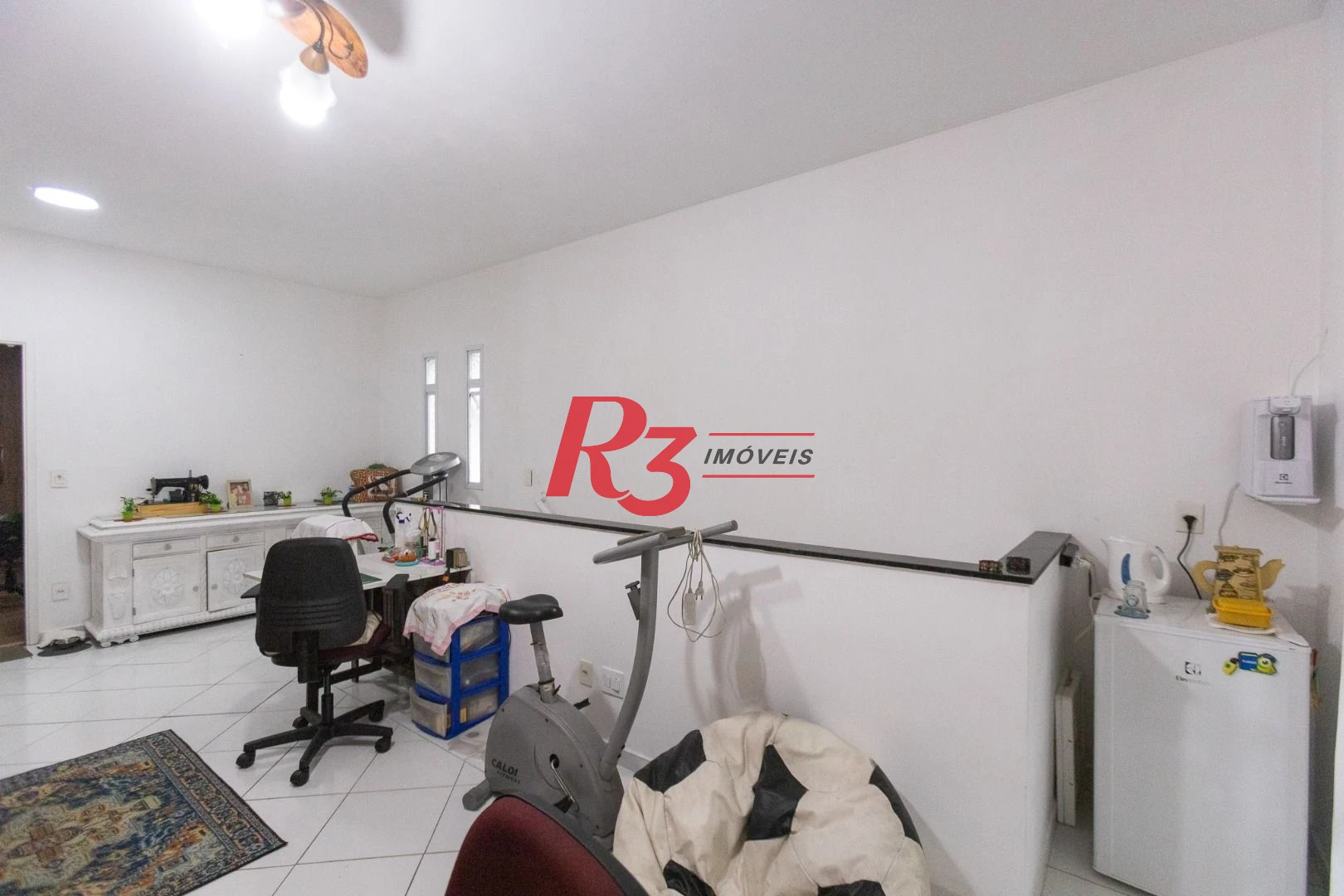 Casa com 3 dormitórios à venda, 200 m² por R$ 1.850.000,00 - Campo Grande - Santos/SP