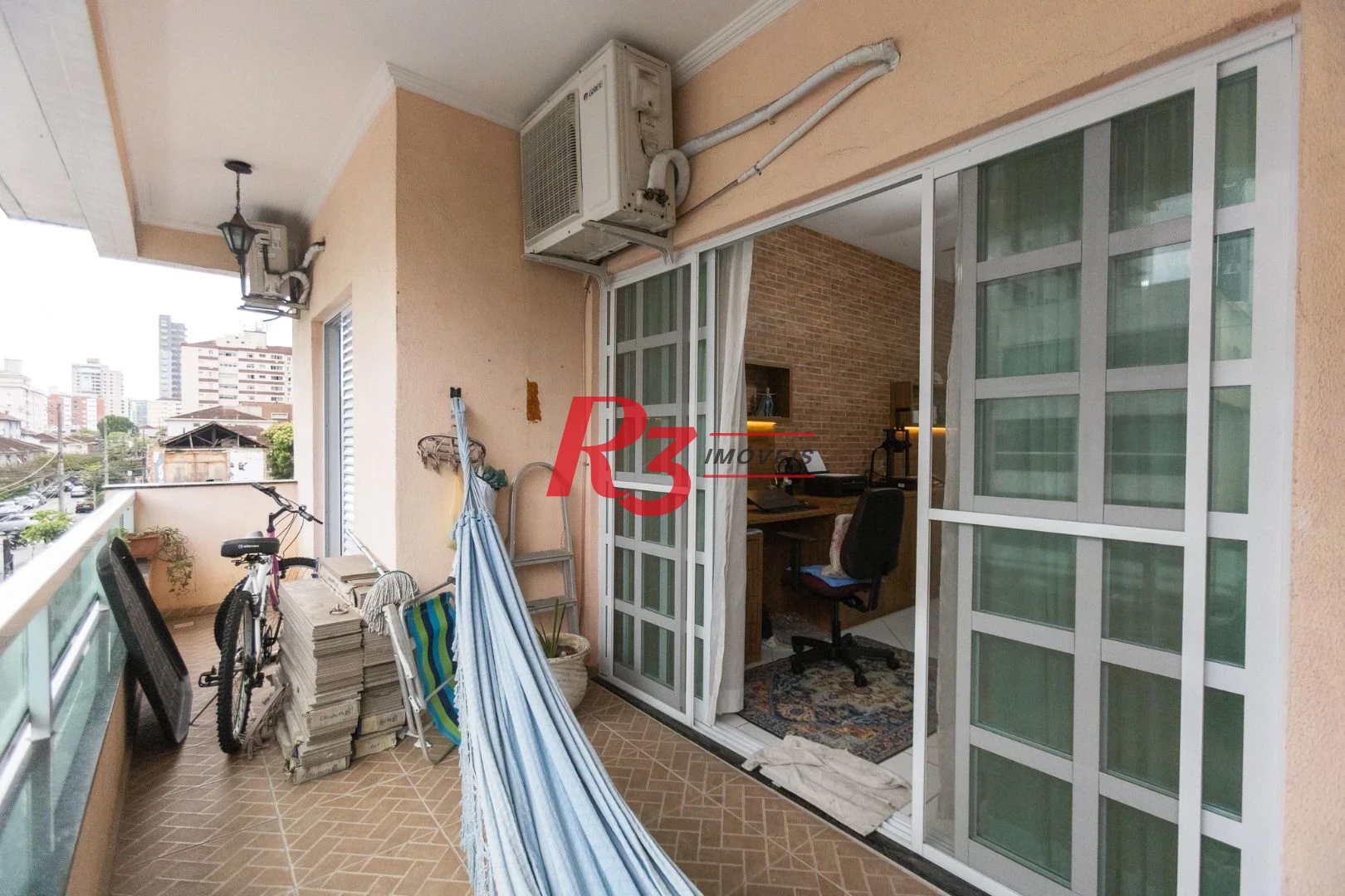 Casa com 3 dormitórios à venda, 200 m² por R$ 1.850.000,00 - Campo Grande - Santos/SP