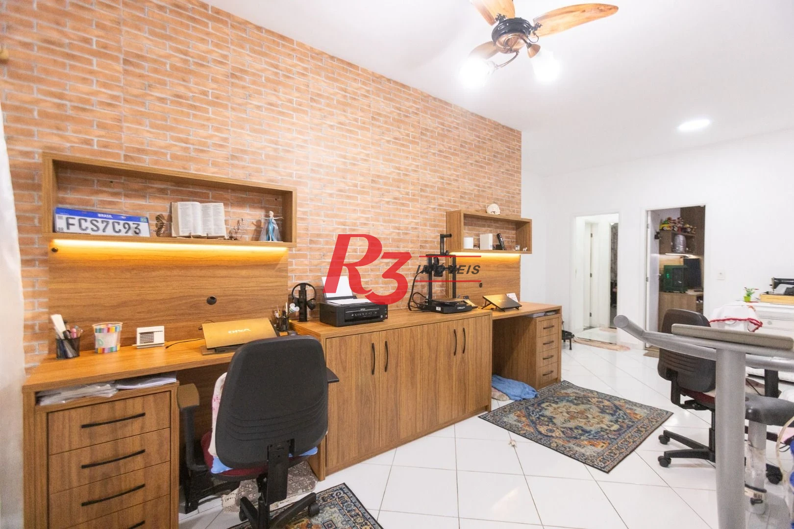 Casa com 3 dormitórios à venda, 200 m² por R$ 1.850.000,00 - Campo Grande - Santos/SP