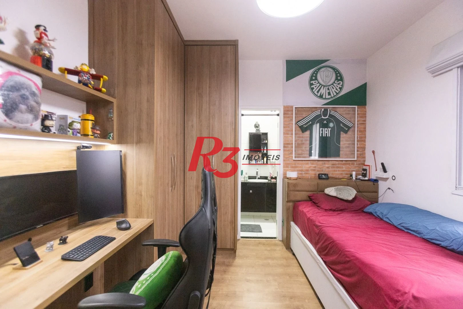 Casa com 3 dormitórios à venda, 200 m² por R$ 1.850.000,00 - Campo Grande - Santos/SP