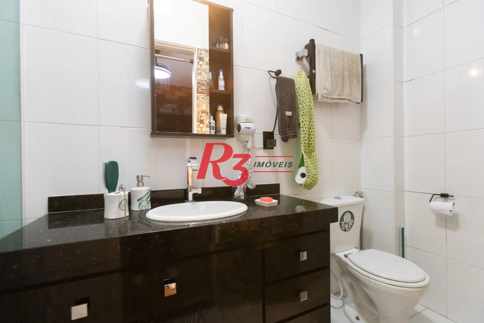 Casa com 3 dormitórios à venda, 200 m² por R$ 1.850.000,00 - Campo Grande - Santos/SP