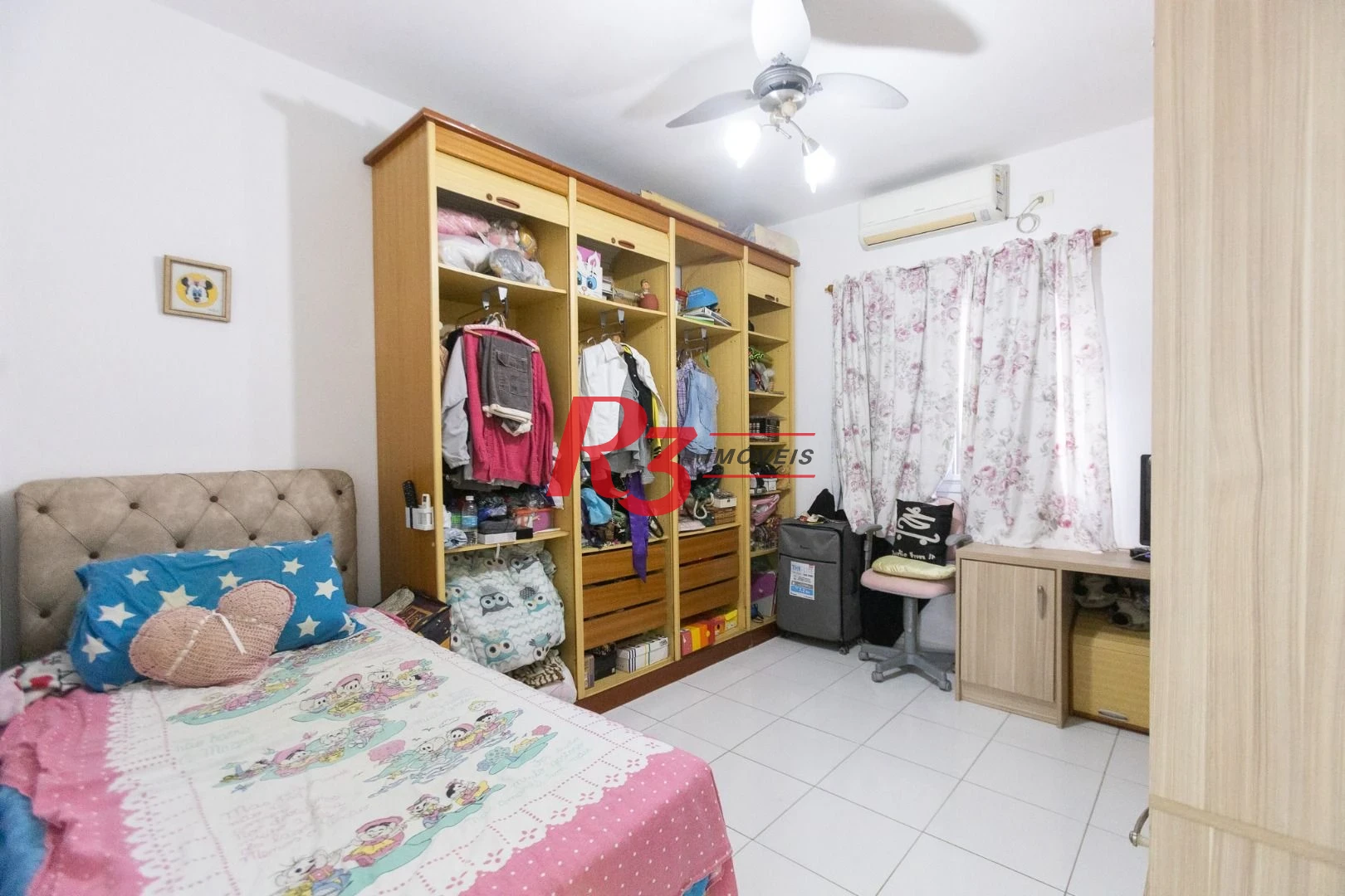 Casa com 3 dormitórios à venda, 200 m² por R$ 1.850.000,00 - Campo Grande - Santos/SP