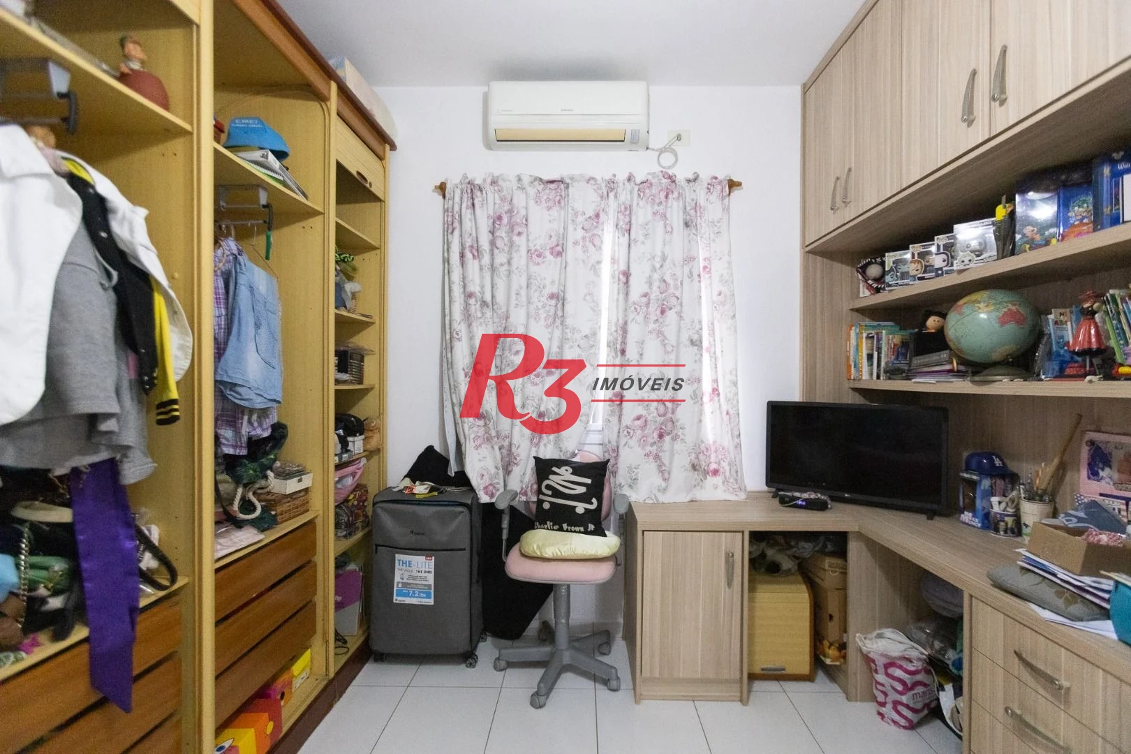Casa com 3 dormitórios à venda, 200 m² por R$ 1.850.000,00 - Campo Grande - Santos/SP