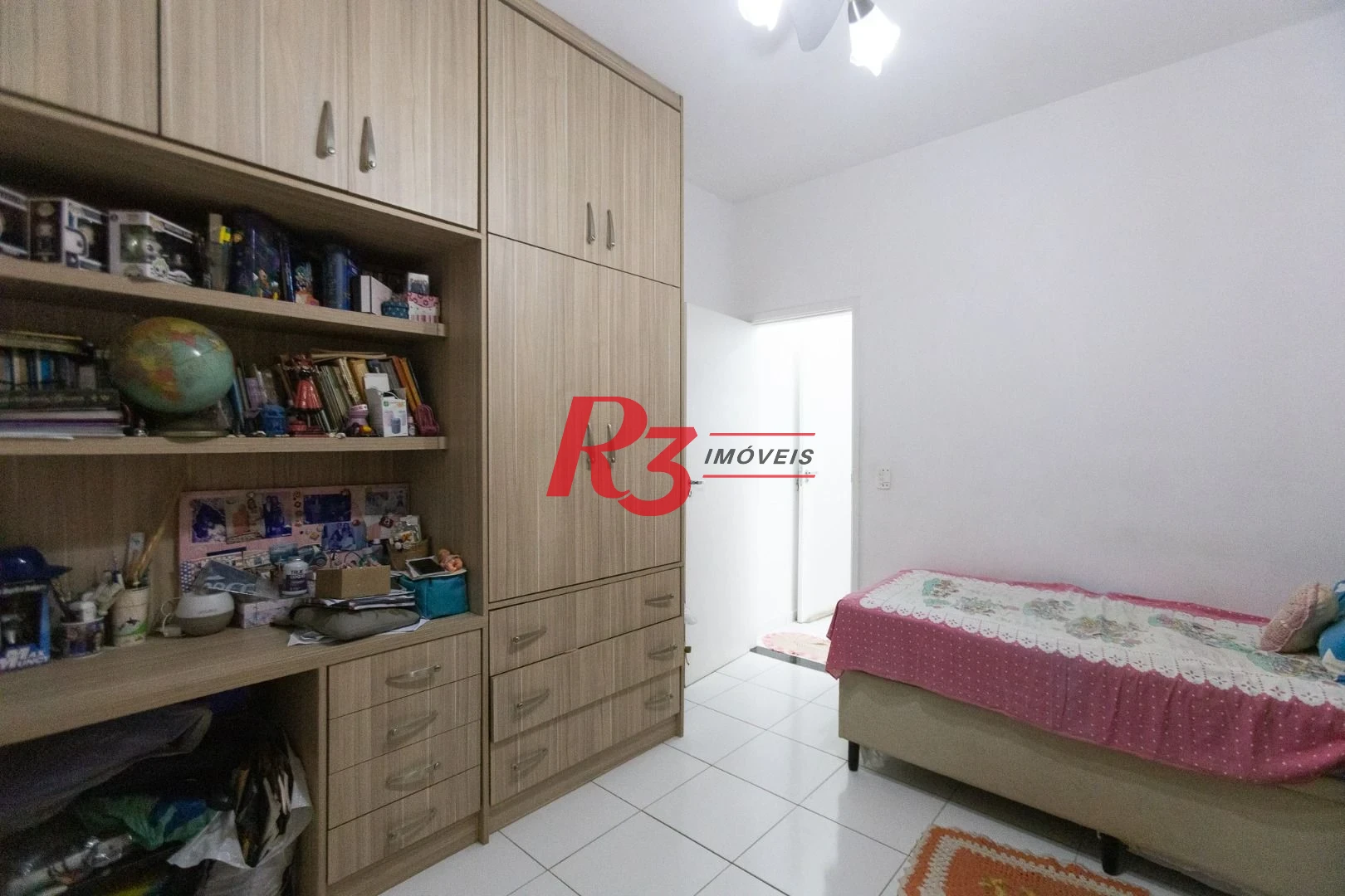 Casa com 3 dormitórios à venda, 200 m² por R$ 1.850.000,00 - Campo Grande - Santos/SP